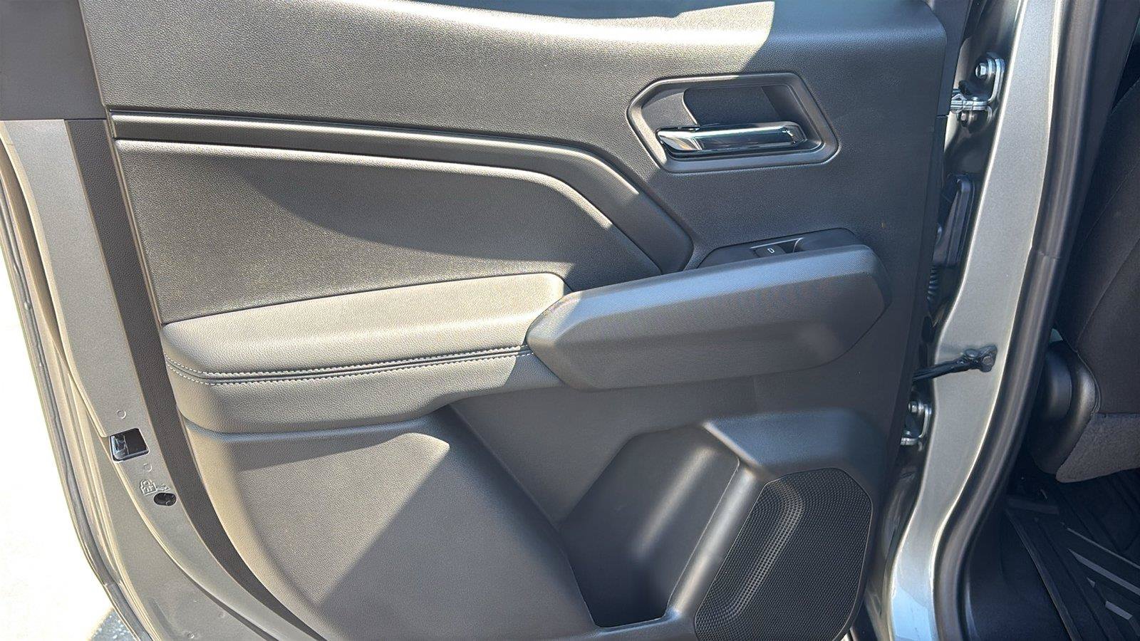 New 2026 GMC Canyon Elevation w/ Convenience Package RWD image 18