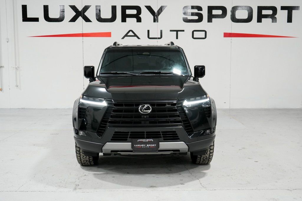 Used 2024 Lexus GX 550 image 5