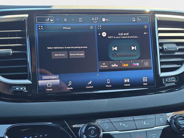 Used 2025 Chrysler Pacifica Select FWD image 25
