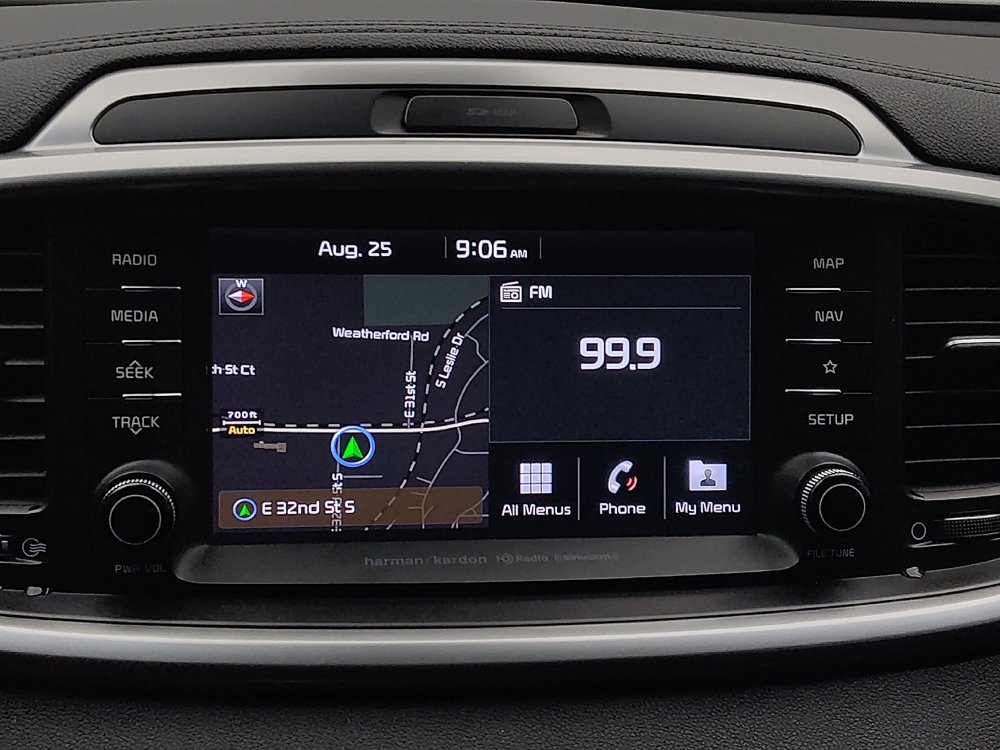 Used 2019 Kia Sorento SX FWD image 25