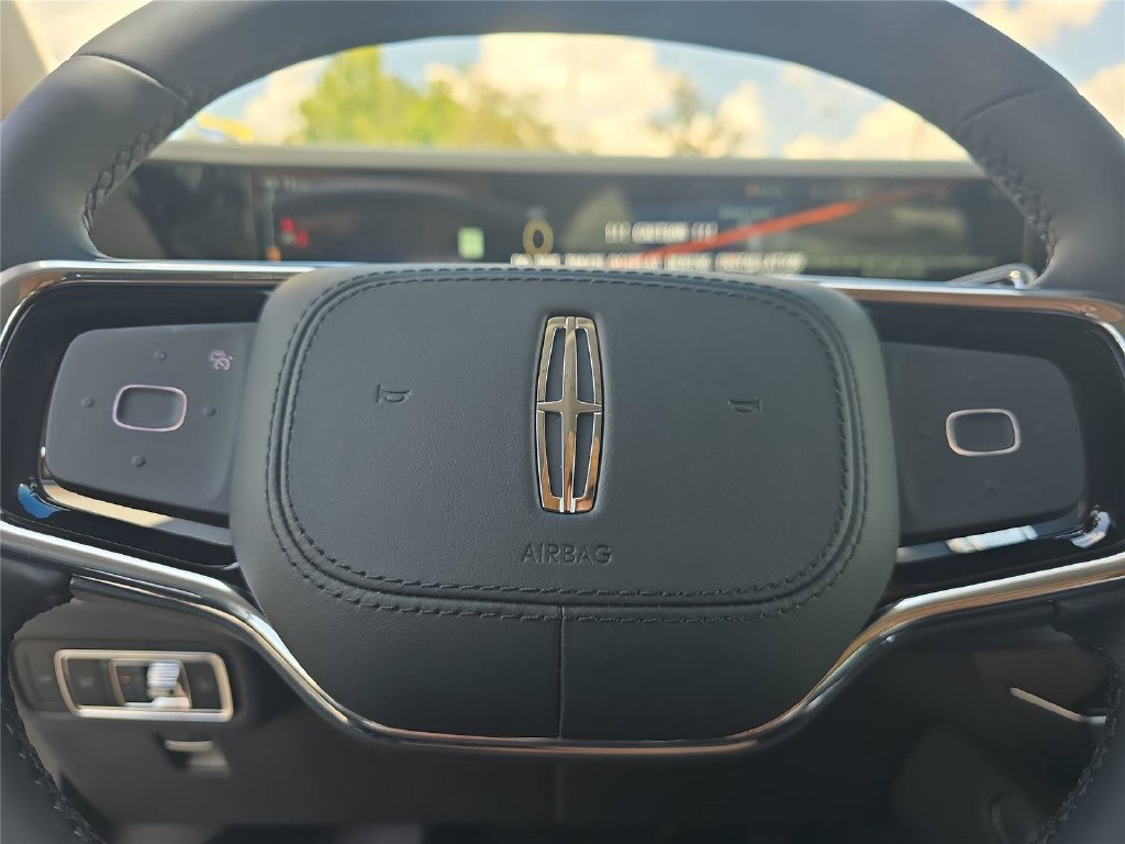 New 2026 Lincoln Nautilus Premier AWD/4WD image 23