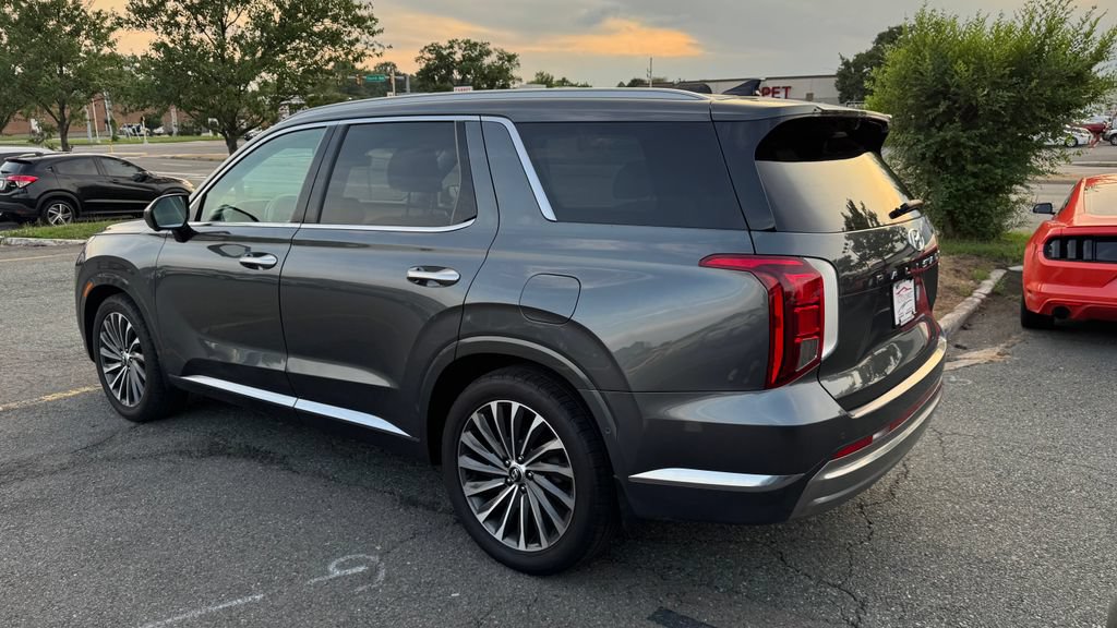 Used 2023 Hyundai Palisade Calligraphy AWD/4WD image 5