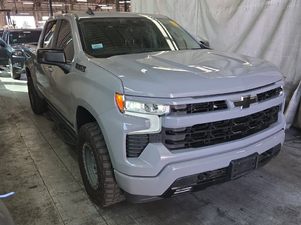 Used 2025 Chevrolet Silverado 1500 RST AWD/4WD image 1