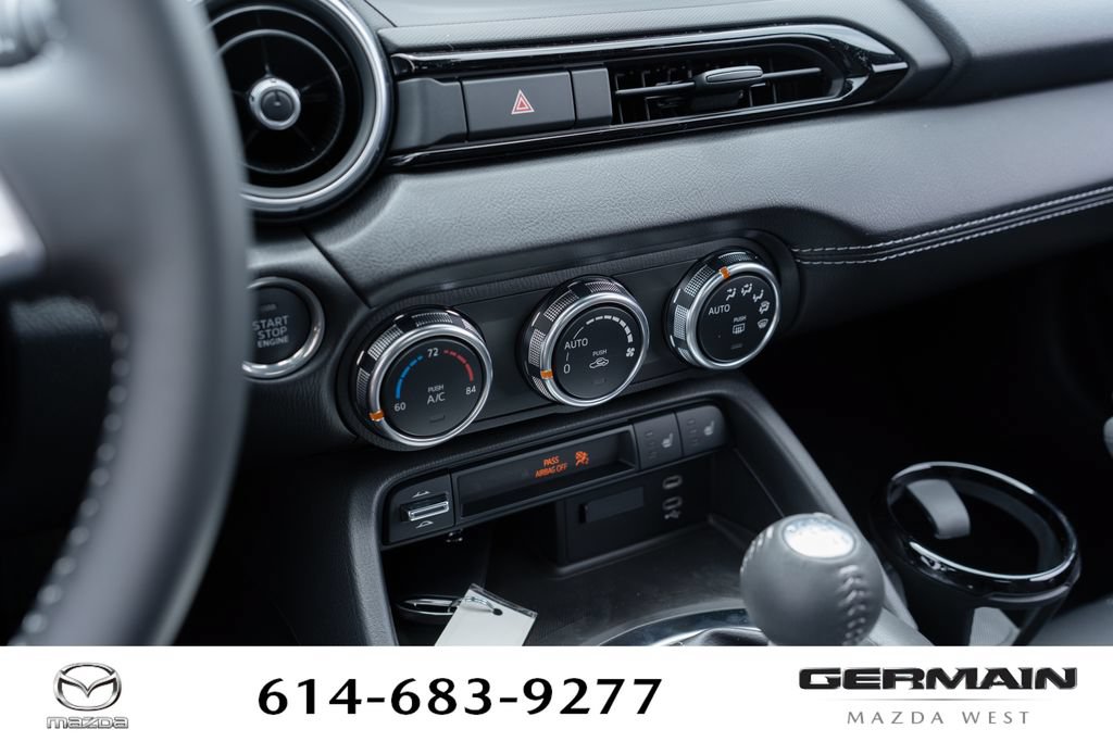 New 2026 MAZDA MX-5 Miata RF Grand Touring RWD image 27