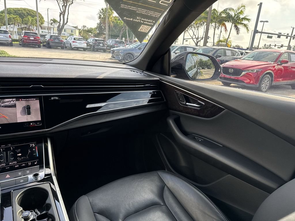 Used 2021 Audi Q8 Premium Plus w/ Premium Plus Package image 16