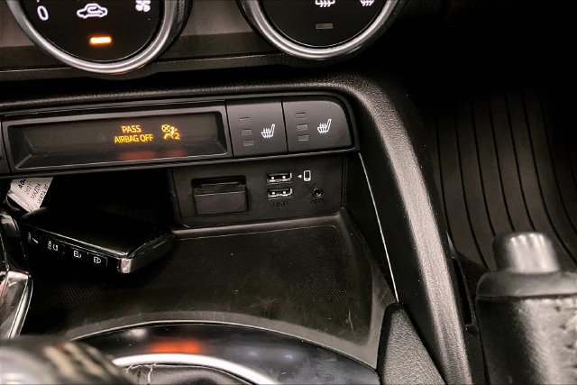 Used 2021 MAZDA MX-5 Miata RF Grand Touring RWD image 28