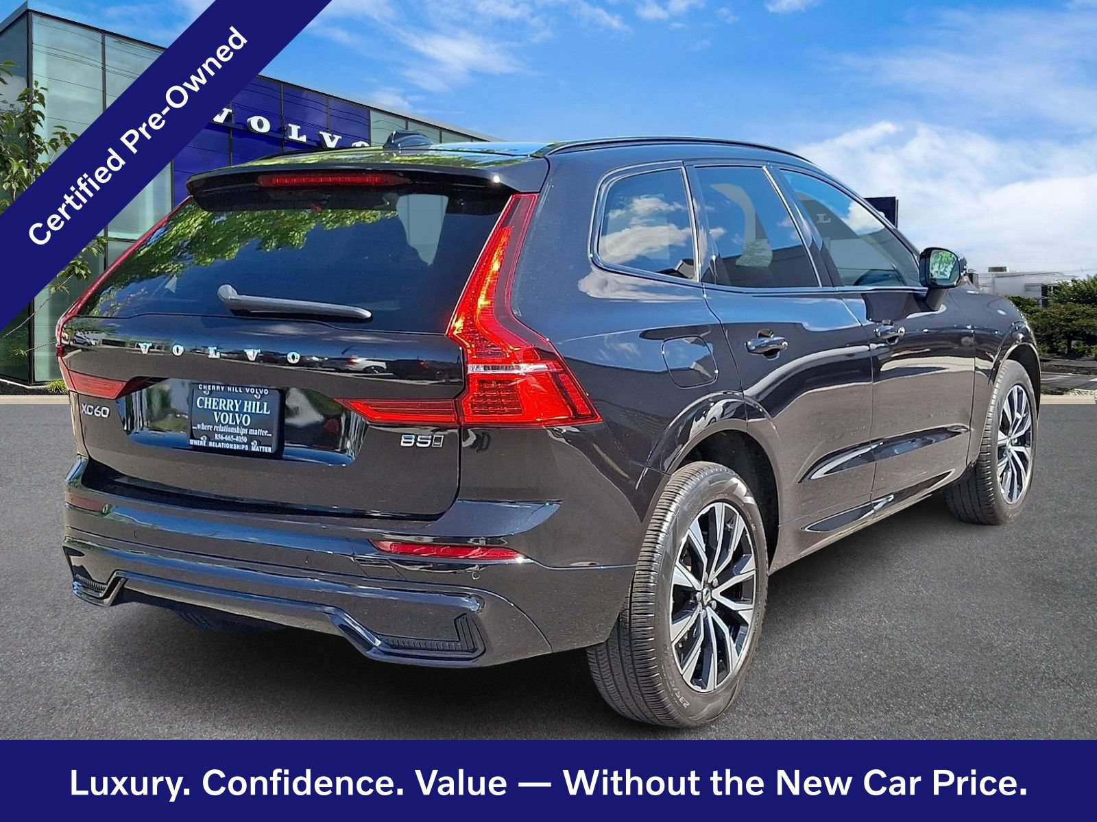 Certified 2024 Volvo XC60 B5 Core w/ Climate Package AWD/4WD image 7