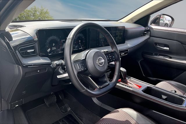 Certified 2025 Nissan Kicks SR AWD/4WD image 16