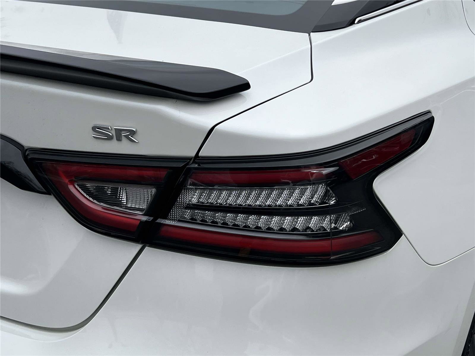 Used 2023 Nissan Maxima SR w/ Sport Mat Group image 16