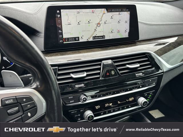 Used 2018 BMW 530i w/ M Sport Package RWD image 8