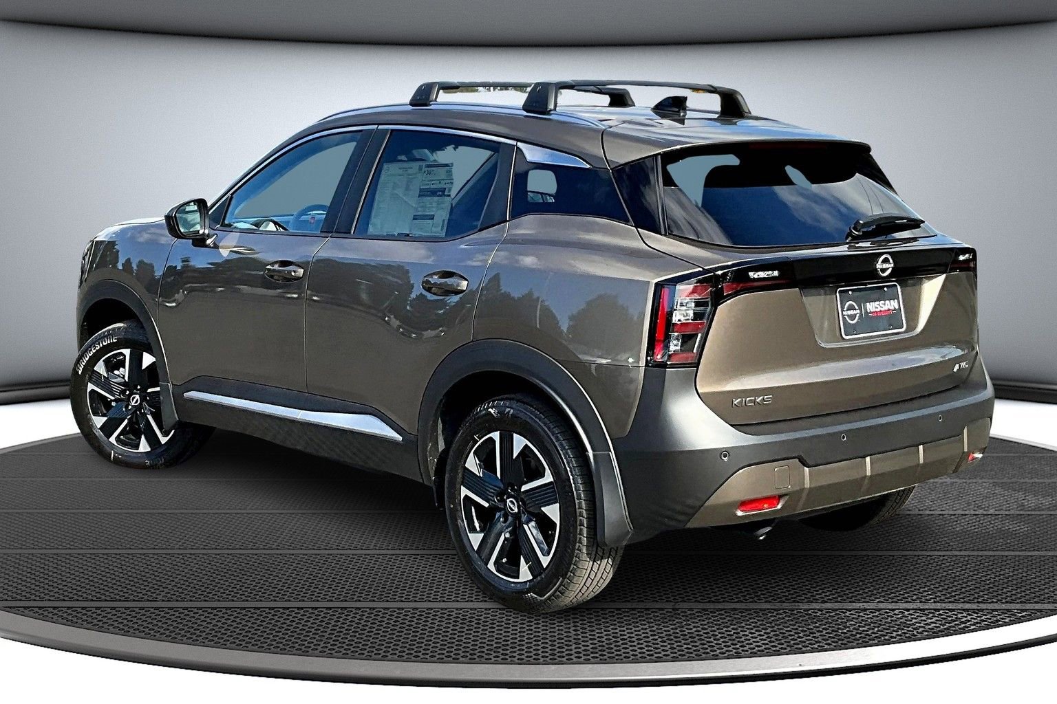 New 2026 Nissan Kicks SV w/ SV Premium Package image 3