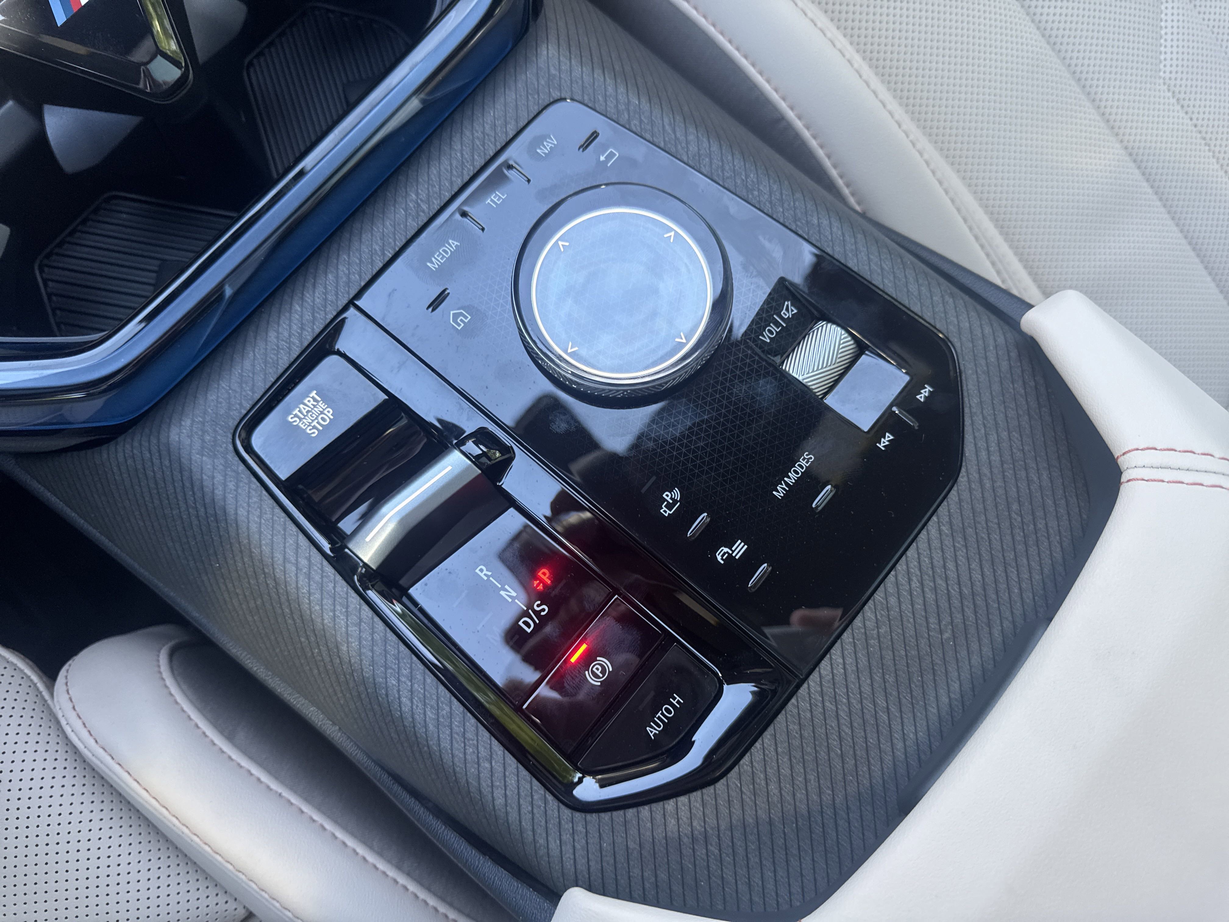 New 2025 BMW X3 xDrive30i w/ Premium Package image 17