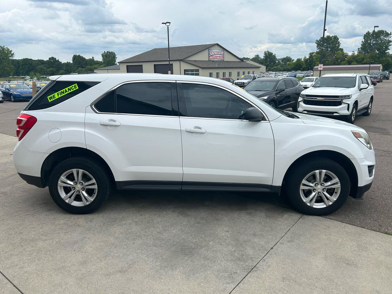Used 2016 Chevrolet Equinox LS AWD/4WD image 4