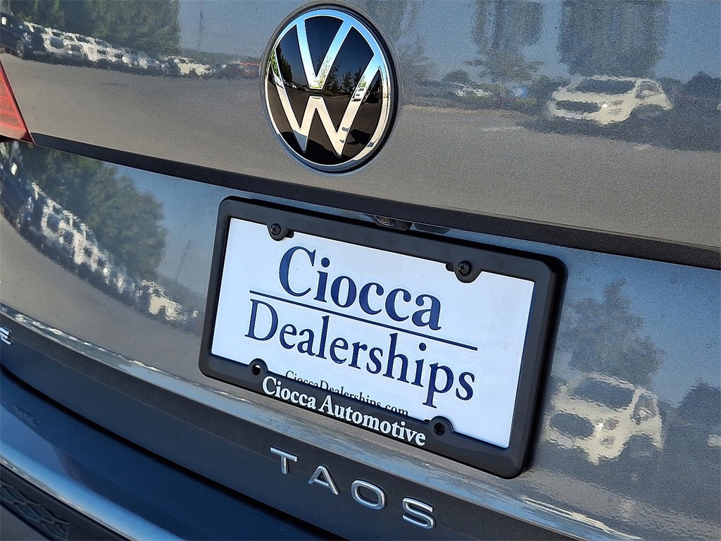 Used 2022 Volkswagen Taos SE image 30