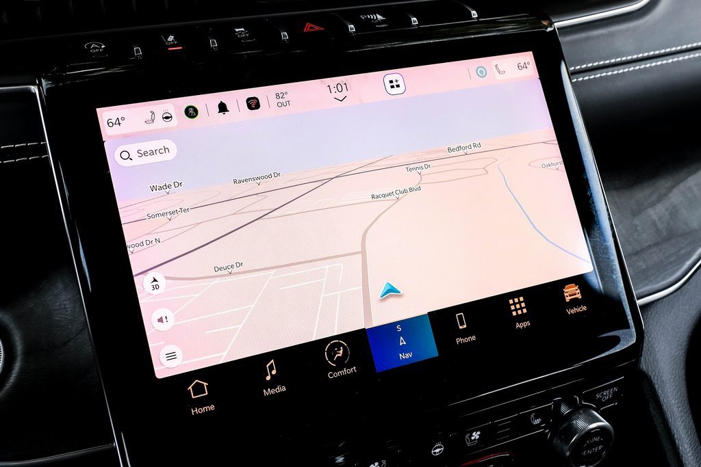 Used 2022 Jeep Grand Cherokee L Overland w/ MOPAR Finishing Package image 6