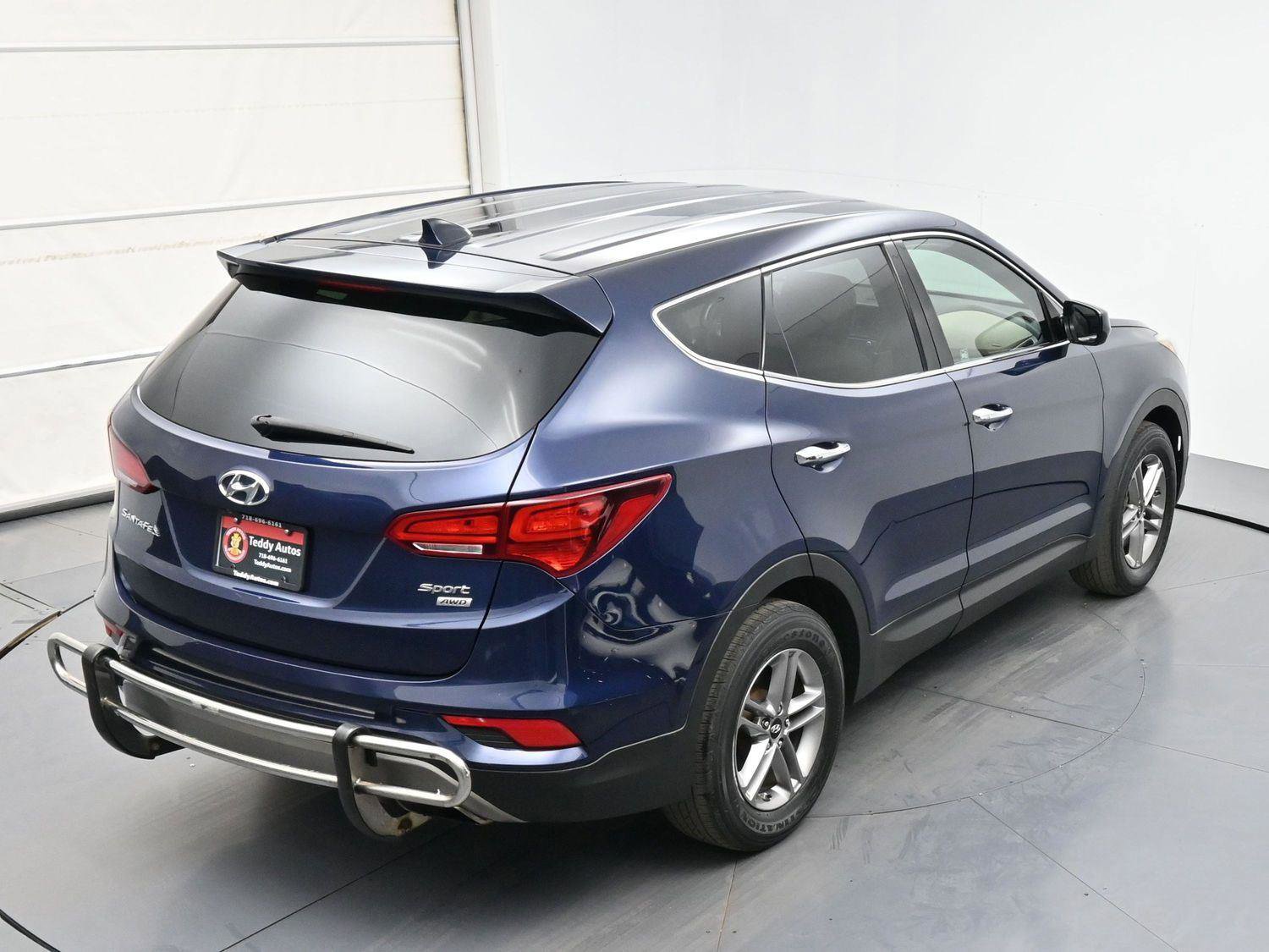 Used 2017 Hyundai Santa Fe Sport AWD/4WD image 32