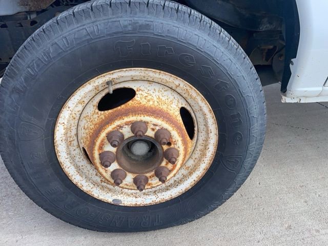 Used 2012 Ford E-350 and Econoline 350 Super Duty image 8