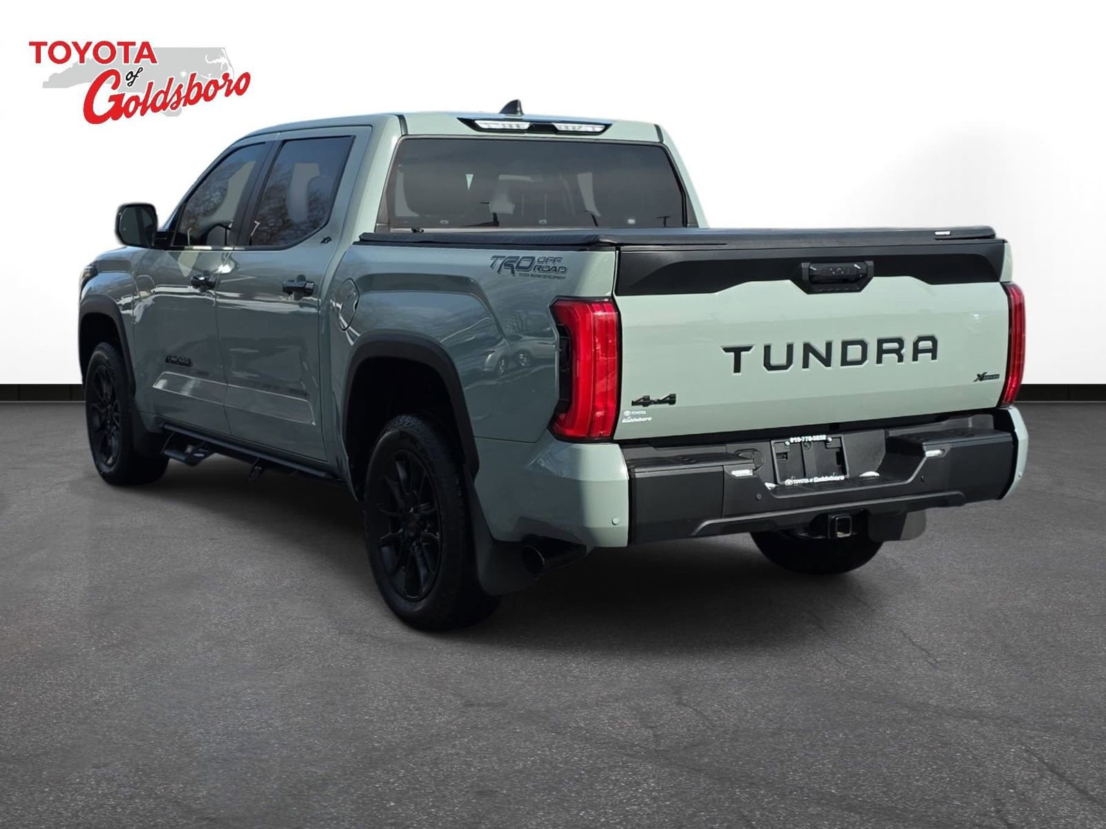 Used 2024 Toyota Tundra SR5 w/ SR5 Convenience Package image 7