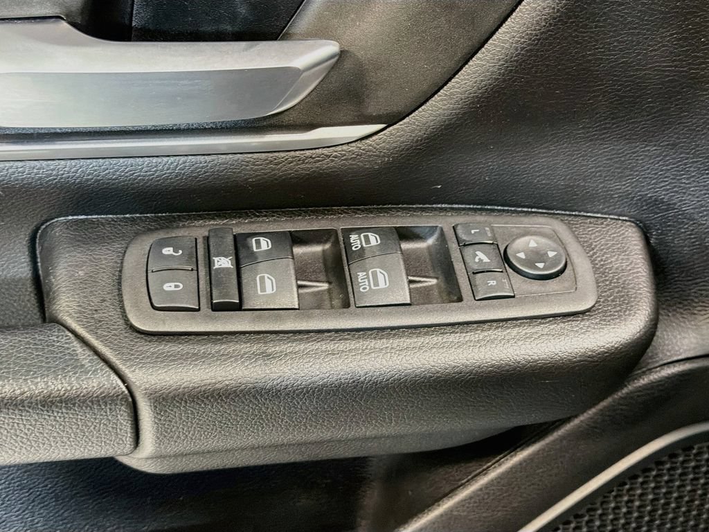 Used 2023 RAM 1500 Big Horn AWD/4WD image 19