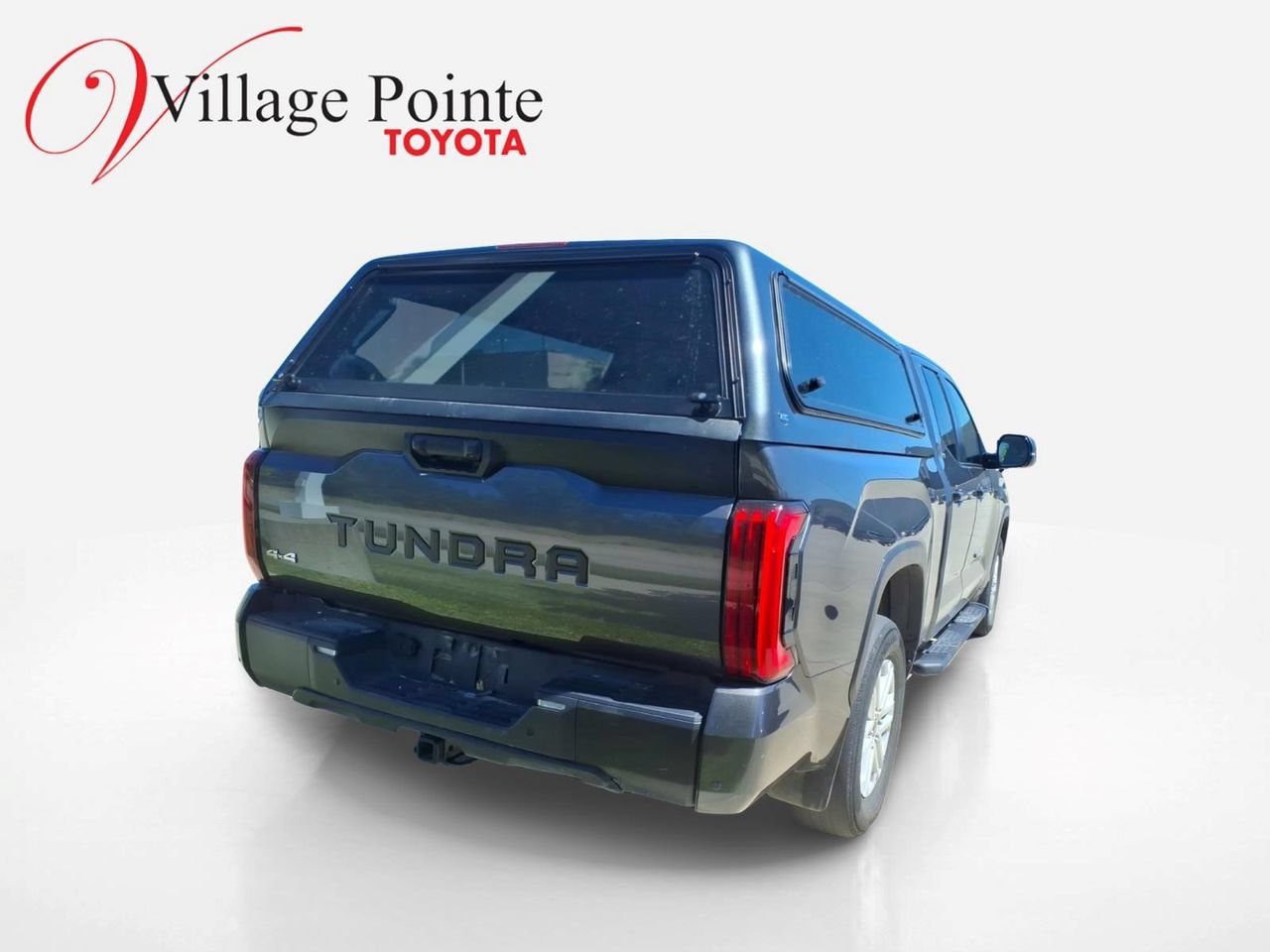 Used 2024 Toyota Tundra SR5 w/ SR5 Premium Package AWD/4WD image 3