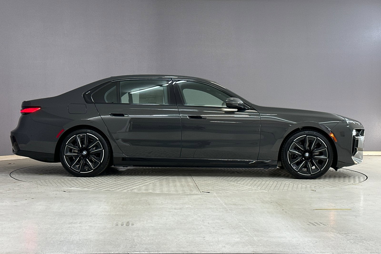 New 2026 BMW i7 eDrive50 w/ M Sport Package image 7