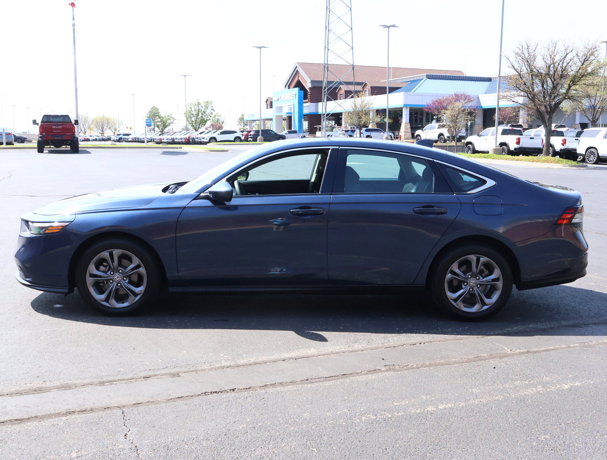 Used 2024 Honda Accord EX image 29