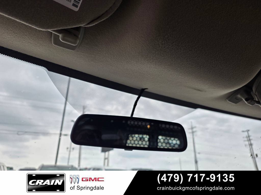 Used 2024 GMC Savana 2500 w/ Driver Convenience Package RWD image 18