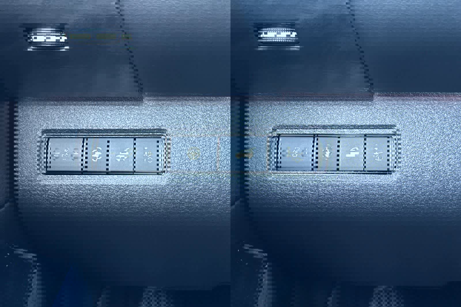 New 2026 Nissan Pathfinder Platinum image 33