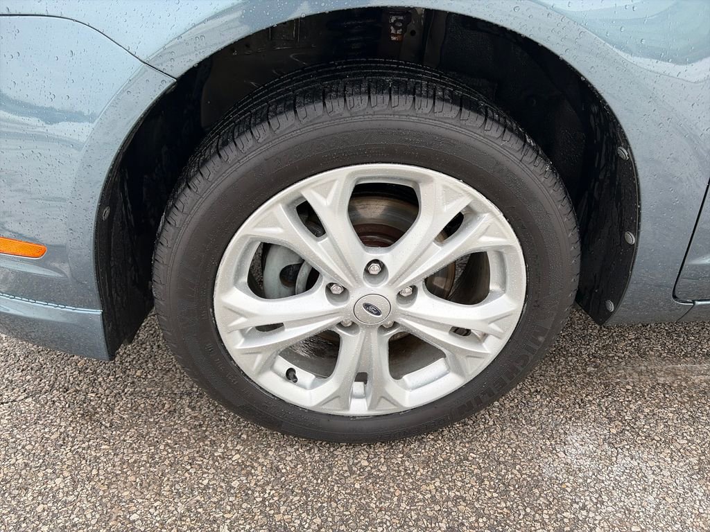 Used 2012 Ford Fusion SE image 10
