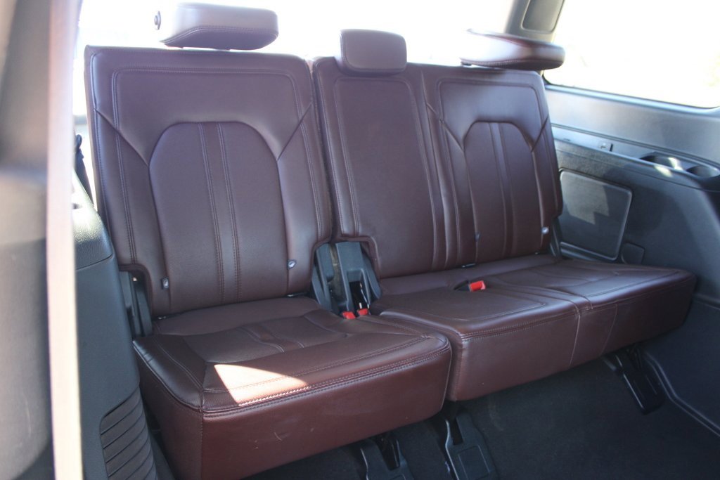 Used 2024 Ford Expedition Limited image 33