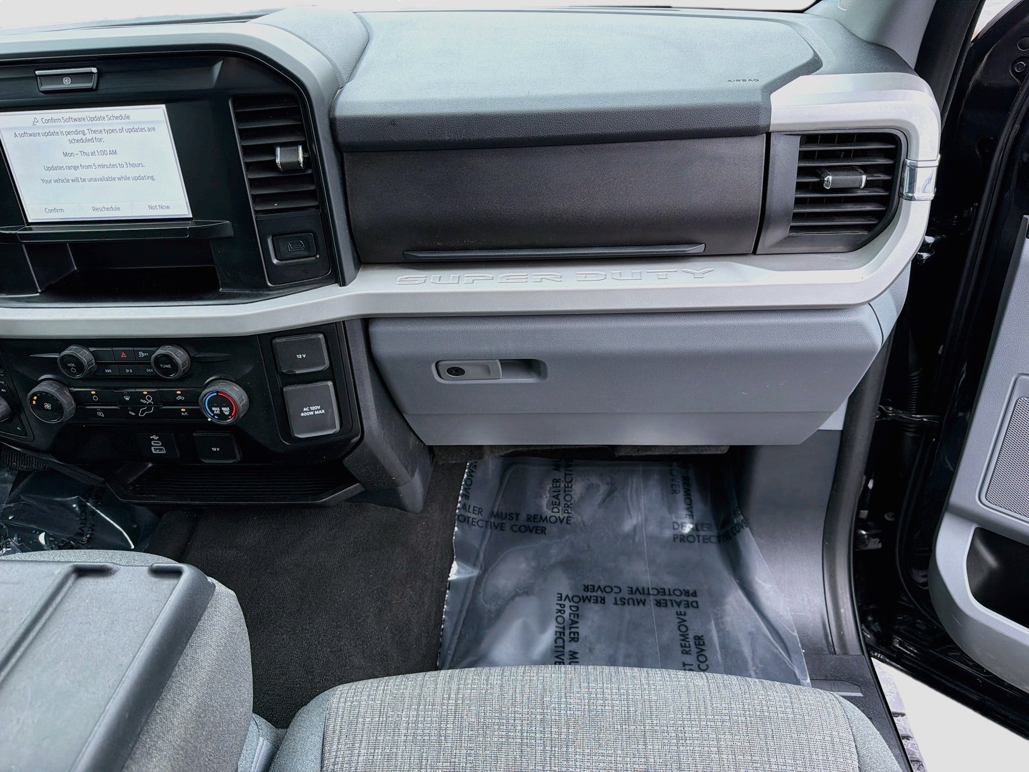 Used 2025 Ford F250 XLT AWD/4WD image 16