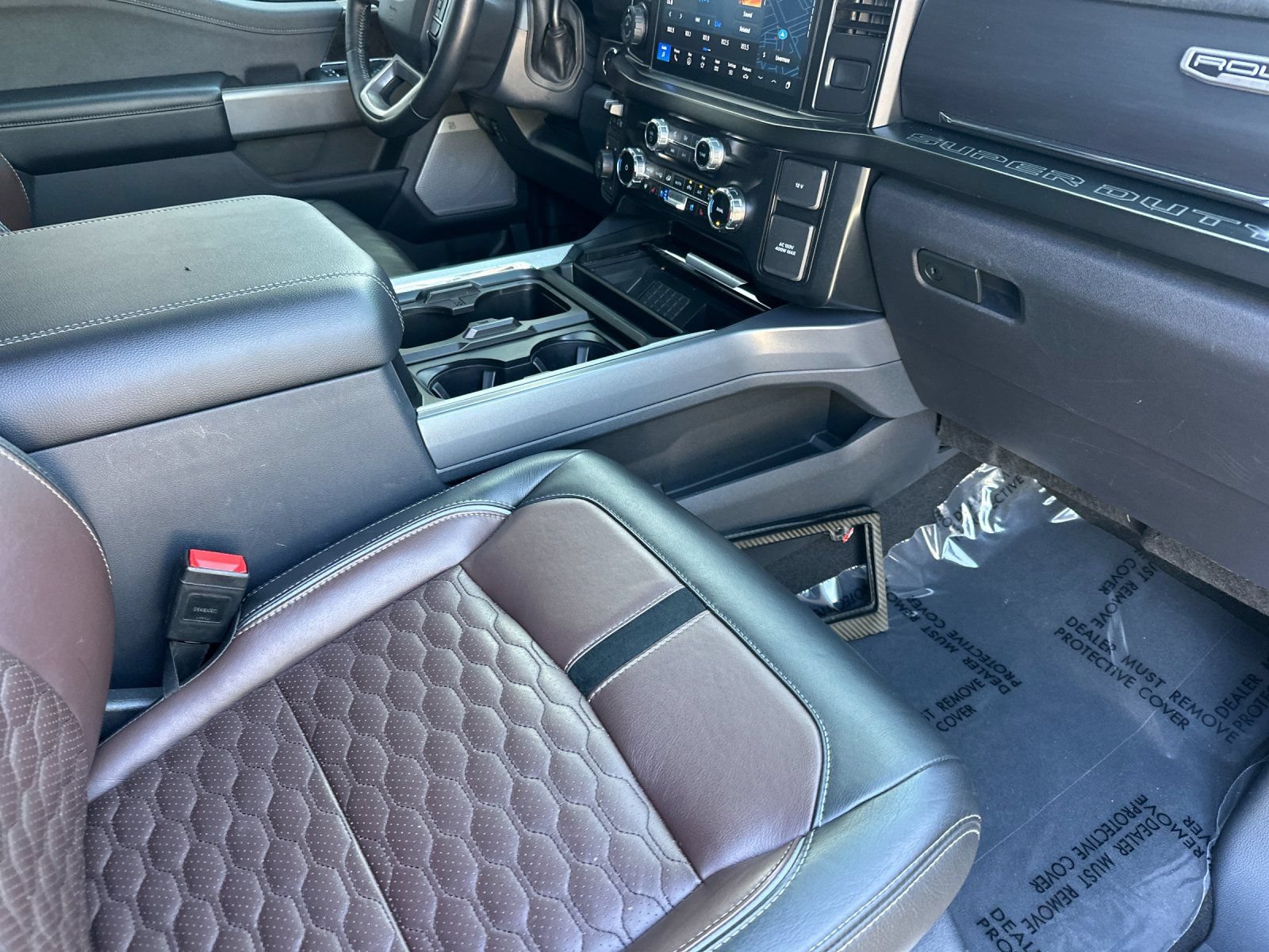 Used 2024 Ford F250 Lariat w/ Lariat Ultimate Package AWD/4WD image 16