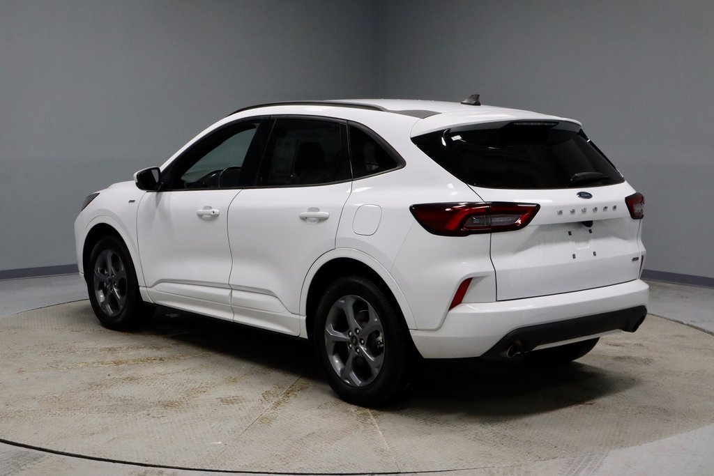 Certified 2023 Ford Escape ST-Line Select image 10