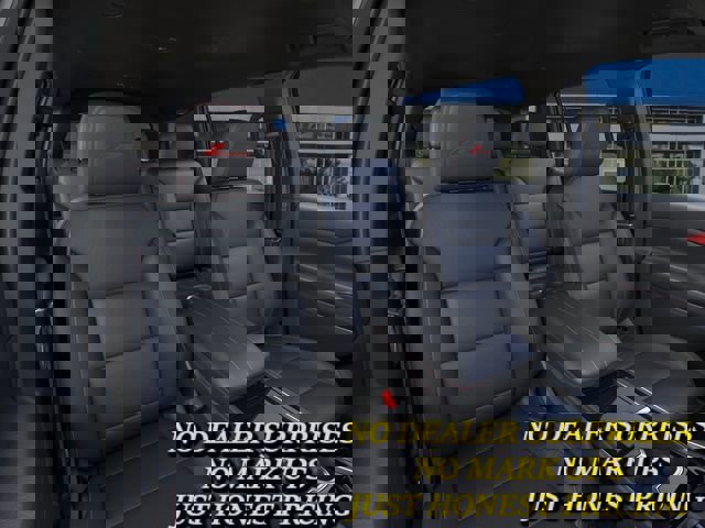 New 2026 Chevrolet Traverse Z71 w/ Driver Confidence Package image 16