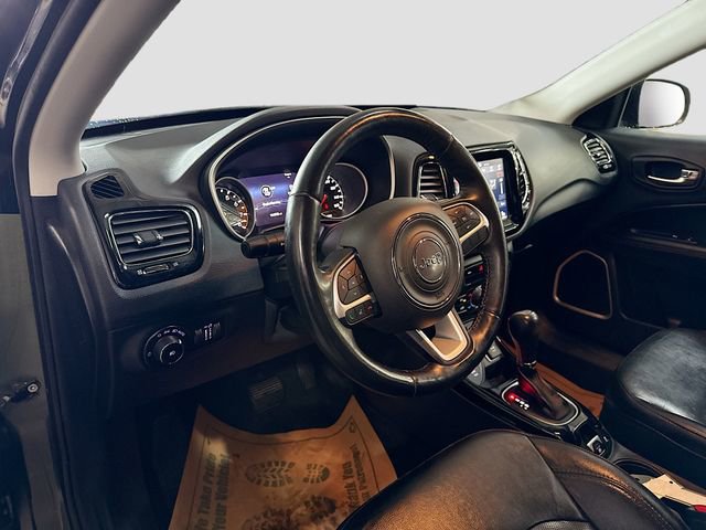 Used 2018 Jeep Compass Limited image 10