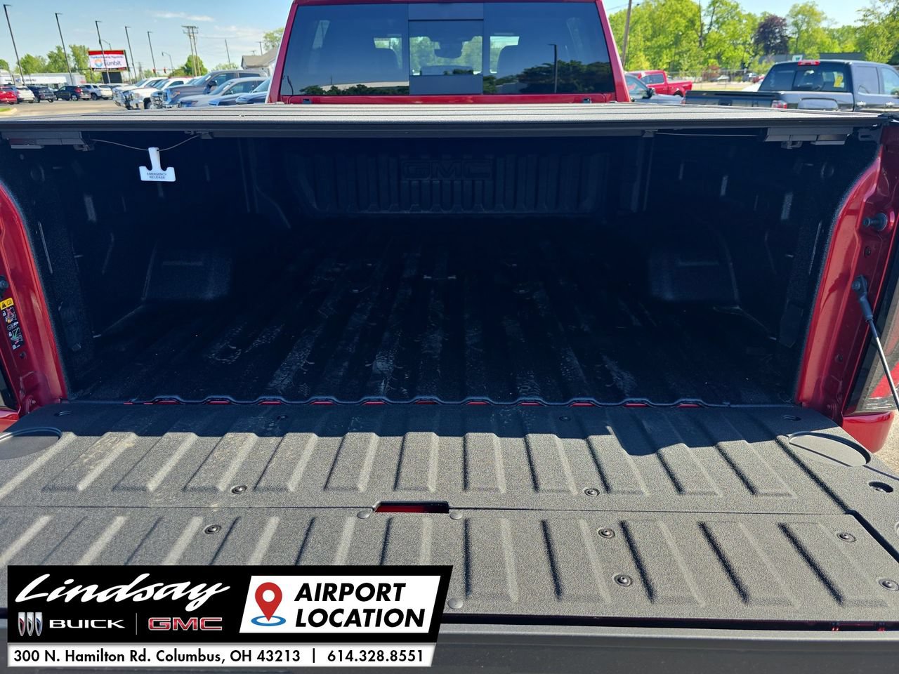 New 2026 GMC Sierra 2500 AT4 w/ AT4 Premium Plus Package AWD/4WD image 28