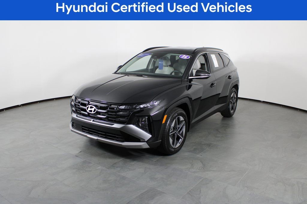 Certified 2025 Hyundai Tucson SEL image 2
