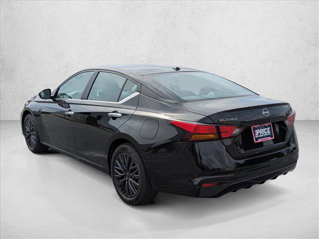 Used 2025 Nissan Altima 2.5 SV image 7