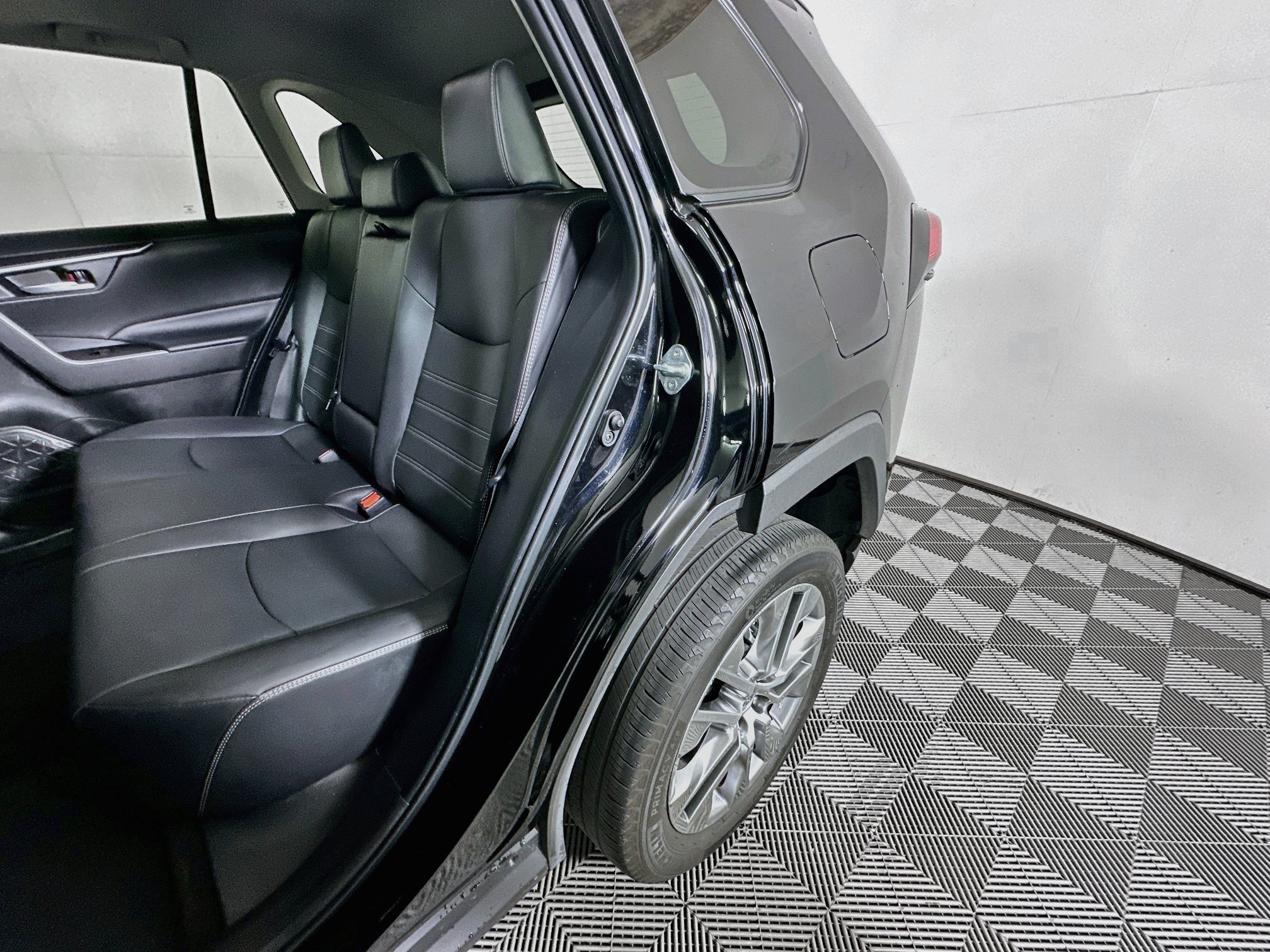Certified 2023 Toyota RAV4 XLE Premium FWD image 26