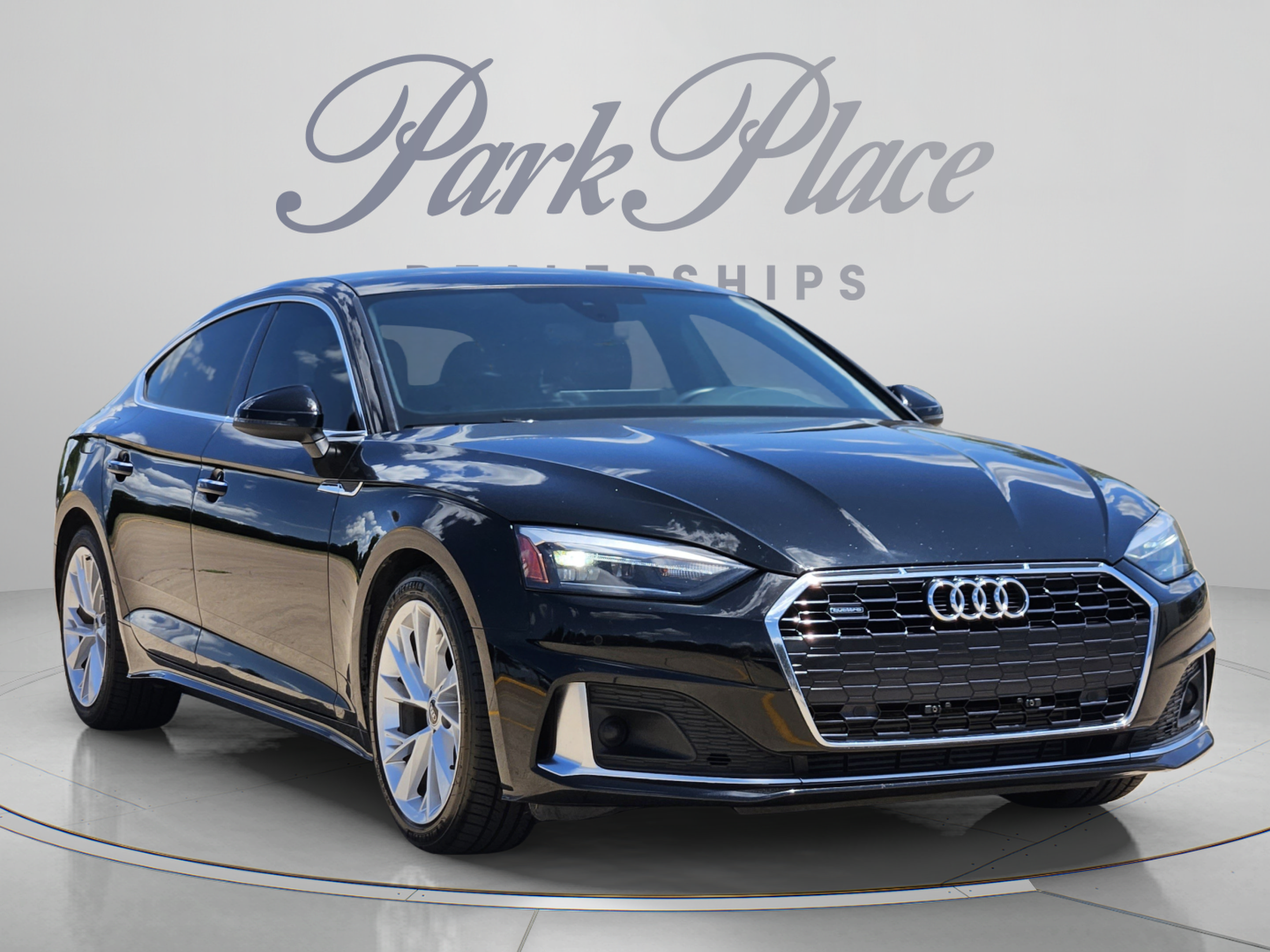 Used 2022 Audi A5 2.0T Premium w/ Convenience Package AWD/4WD image 4