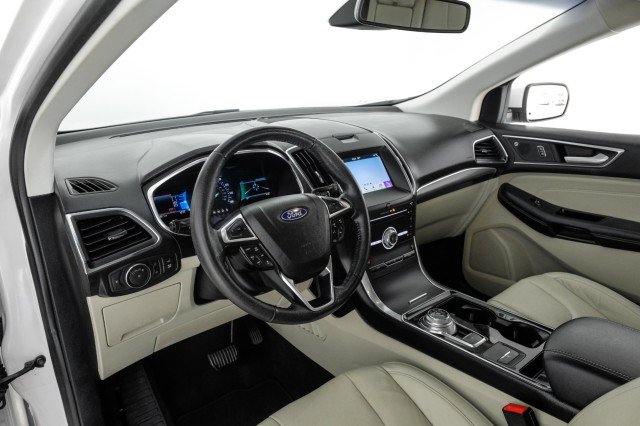 Used 2019 Ford Edge Titanium FWD image 13