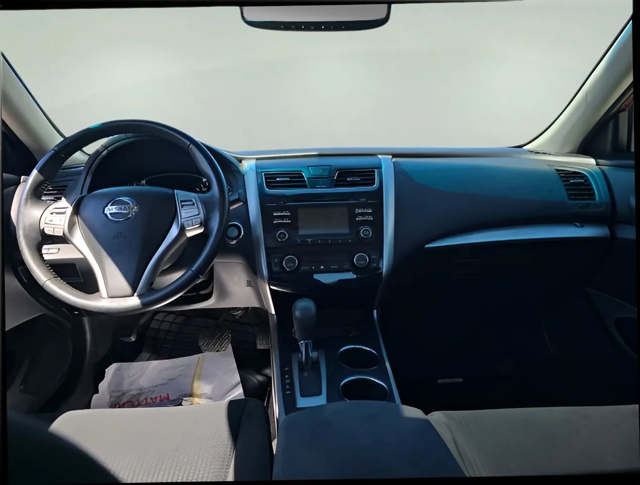 Used 2015 Nissan Altima 2.5 SV w/ Convenience Package FWD image 13