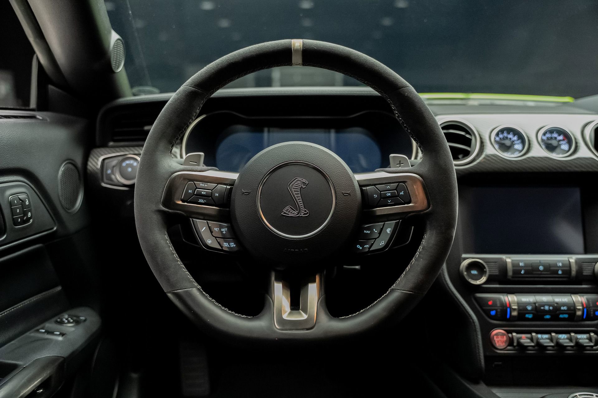 Used 2020 Ford Mustang Shelby GT500 w/ Technology Package image 46