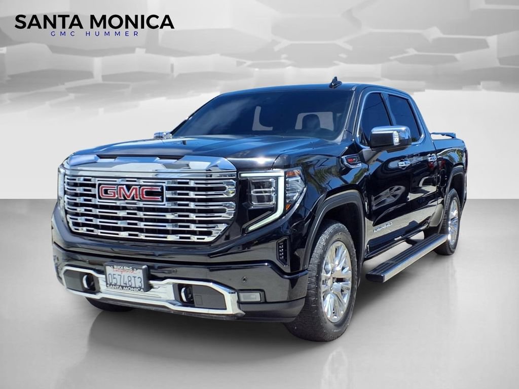 Used 2023 GMC Sierra 1500 Denali w/ Technology Package AWD/4WD image 1