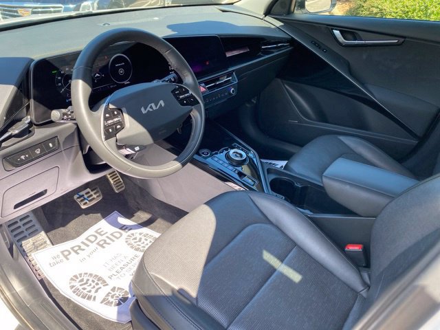 Used 2023 Kia Niro Wave FWD image 6