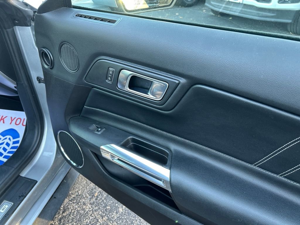 Used 2021 Ford Mustang Premium image 19
