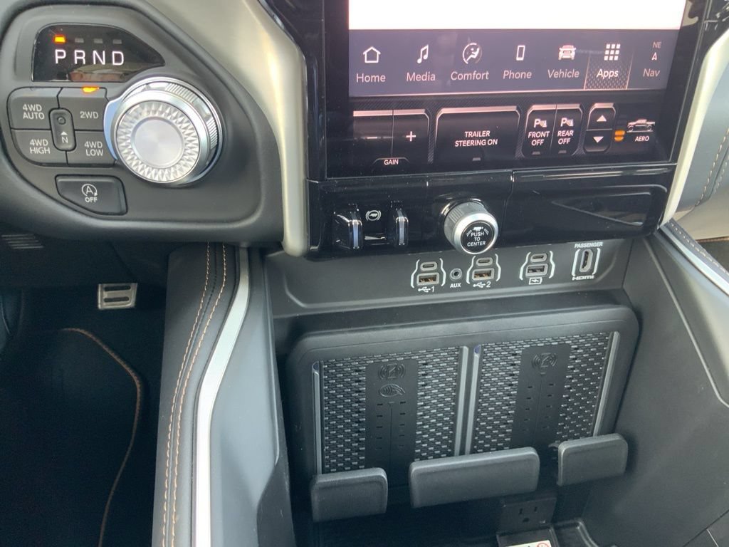 New 2026 RAM 1500 Tungsten w/ Trailer Tow Group AWD/4WD image 31