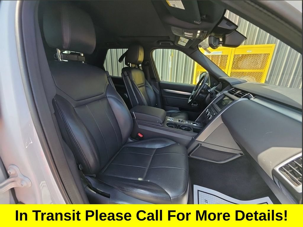 Used 2020 Land Rover Discovery Landmark AWD/4WD image 6