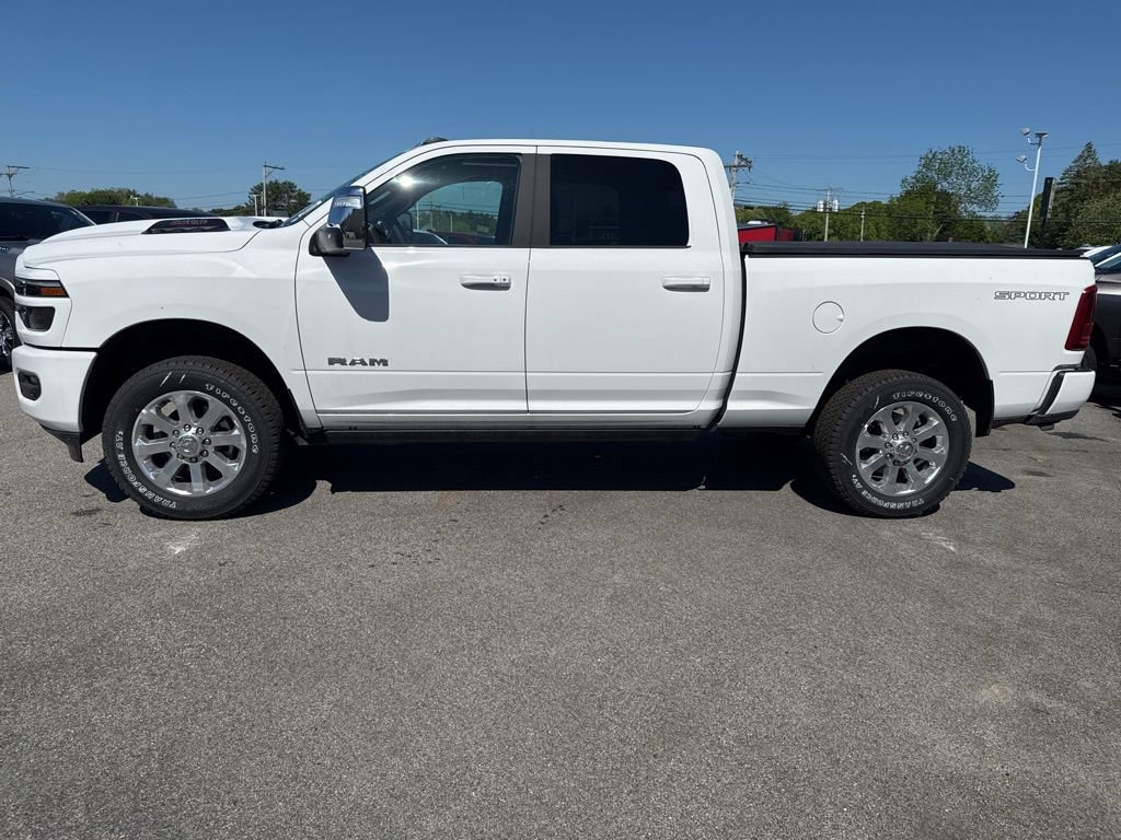 New 2026 RAM 2500 Laramie AWD/4WD image 2