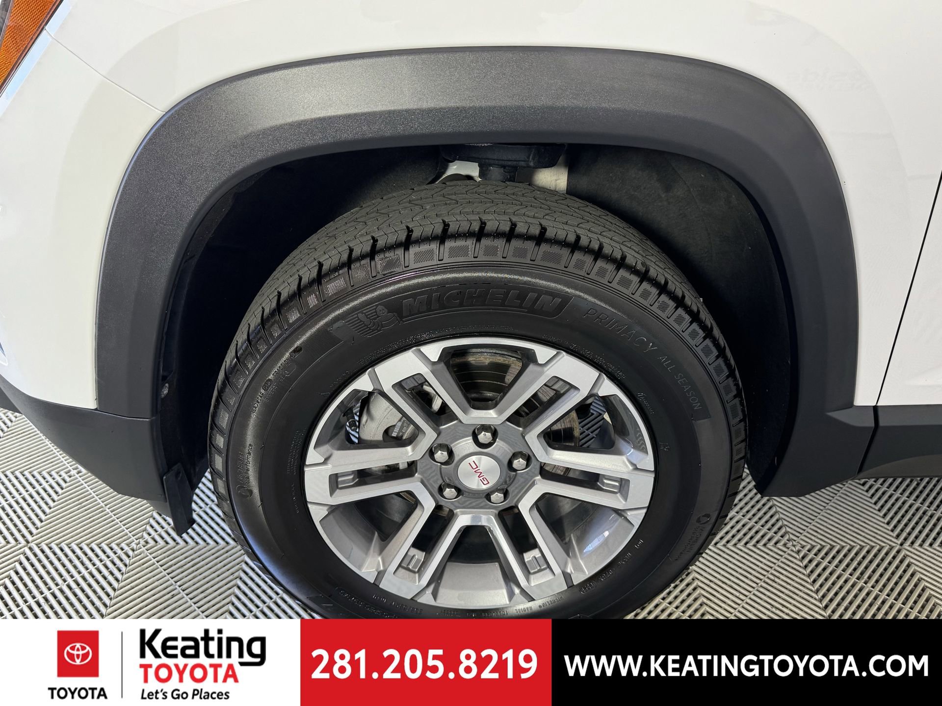 Used 2025 GMC Terrain Elevation FWD image 30
